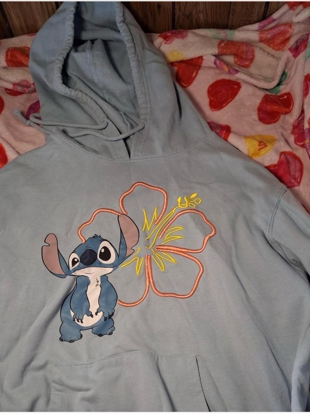 Plus Size Women’s Blue Stitch Hoodie with Tropical Flower